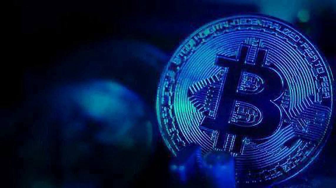 Скотт Бессент: США не будут продавать резервные биткоины